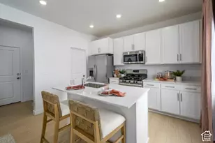 1407 S Savile Rd, Saratoga Springs, UT 84045 - Photo 4