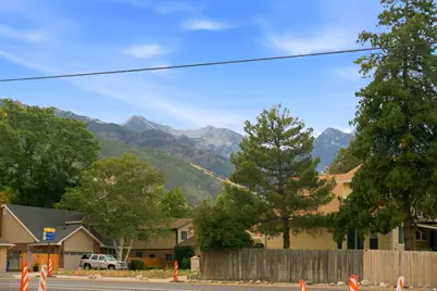 3085 E Fort Union Blvd, Cottonwood Heights, UT 84121 - Photo 12