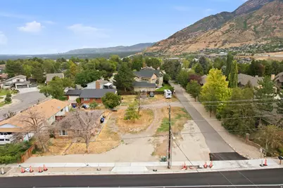 3085 E Fort Union Blvd, Cottonwood Heights, UT 84121 - Photo 4