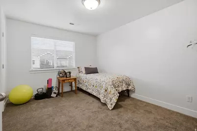 2304 N 3720 W, Lehi, UT 84048 - Photo 28