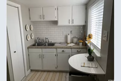 889 W 3600 S, Bountiful, UT 84010 - Photo 6