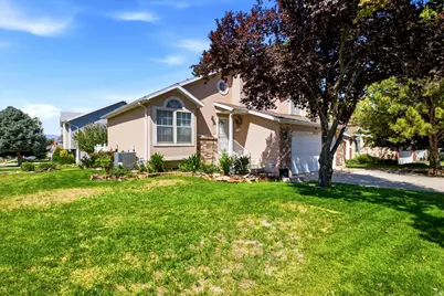 7712 S 520 E, Midvale, UT 84047 - Photo 2