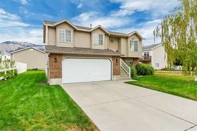 572 S 375 W, Ogden, UT 84404 - Photo 2