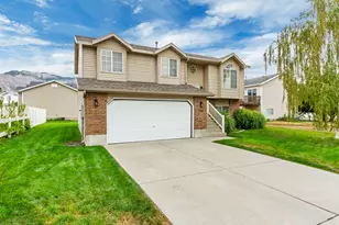 572 S 375 W, Ogden, UT 84404 - Photo 2