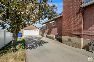 110 W 1700 S, Bountiful, UT 84010 - Photo 28