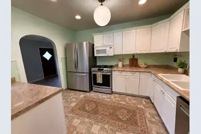 110 W 1700 S, Bountiful, UT 84010 - Photo 4