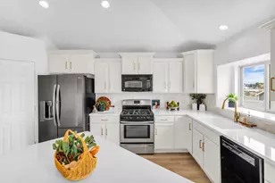 2471 W 2150 N, Lehi, UT 84048 - Photo 10