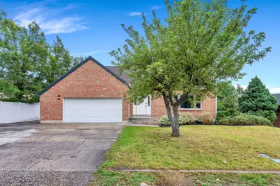 846 E 900 S, Pleasant Grove, UT 84062 - Photo 1