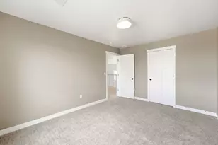 8686 N Iron Horse Dr, Lake Point, UT 84074 - Photo 42