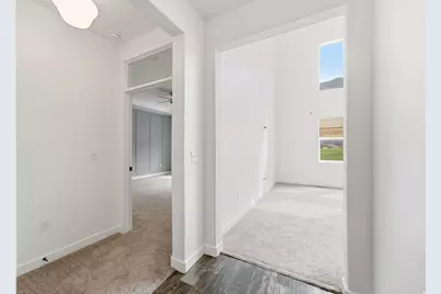 8686 N Iron Horse Dr #407, Lake Point, UT 84074 - Photo 4