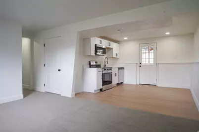 4461 S Cherry Blossom Cir, West Valley, UT 84120 - Photo 28