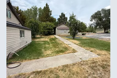492 N 100 W, Malad City, ID 83252 - Photo 28