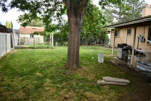 1872 W 7265 S, West Jordan, UT 84084 - Photo 28