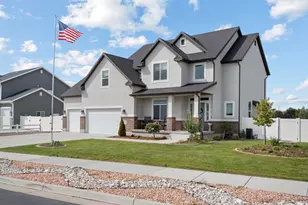 2752 W 725 N, Layton, UT 84041 - Photo 1