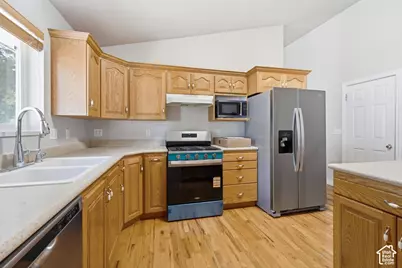 110 S 1320 E, Lindon, UT 84042 - Photo 6