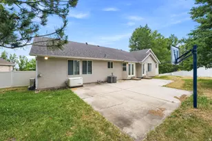 110 S 1320 E, Lindon, UT 84042 - Photo 42