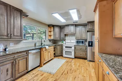 826 E 450 N, American Fork, UT 84003 - Photo 6