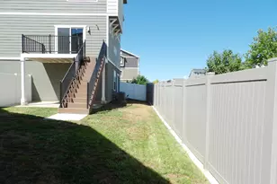109 E Brushy St, Saratoga Springs, UT 84045 - Photo 40