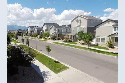109 E Brushy St, Saratoga Springs, UT 84045 - Photo 34