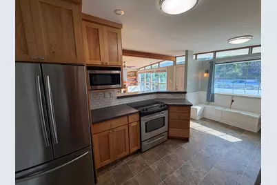 363 N 300 W, Bountiful, UT 84010 - Photo 10