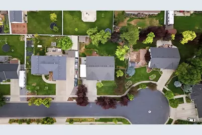 910 W Garden Cir, Nibley, UT 84321 - Photo 38