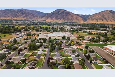 910 W Garden Cir, Nibley, UT 84321 - Photo 40