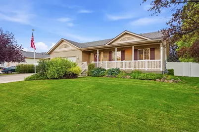 910 W Garden Cir, Nibley, UT 84321 - Photo 1