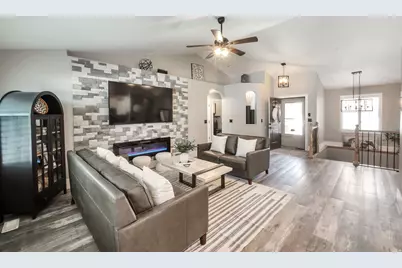 1023 N 3300 W, Layton, UT 84041 - Photo 6