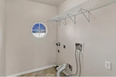 2250 N 900 W, Layton, UT 84041 - Photo 26