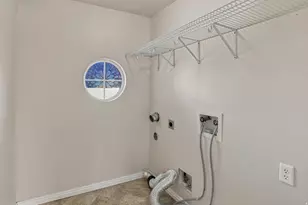 2250 N 900 W, Layton, UT 84041 - Photo 26