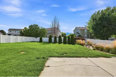 2250 N 900 W, Layton, UT 84041 - Photo 46