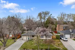 1889 E 4675 S, Holladay, UT 84117 - Photo 2