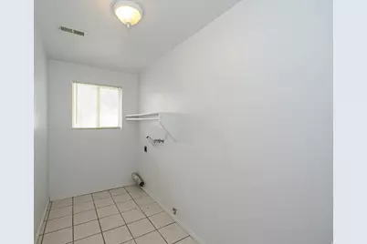 554 N 7th St E, Tooele, UT 84074 - Photo 24