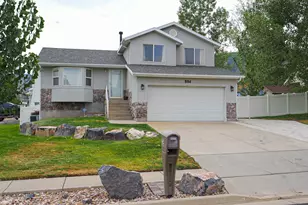 554 N 7th St E, Tooele, UT 84074 - Photo 1