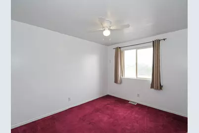 554 N 7th St E, Tooele, UT 84074 - Photo 28