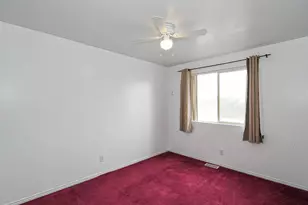 554 N 7th St E, Tooele, UT 84074 - Photo 28