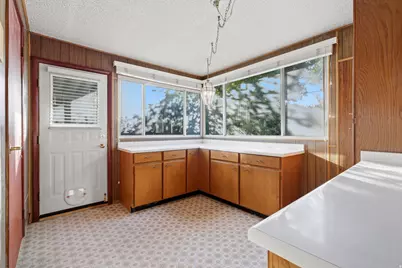 1487 W Mango Rd, Taylorsville, UT 84123 - Photo 8