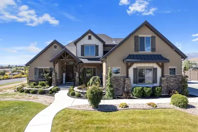 9031 N Cassie Dr E, Eagle Mountain, UT 84005 - Photo 2