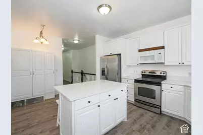 9564 N 4500 W, Cedar Hills, UT 84062 - Photo 2