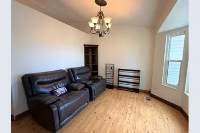 162 W 1980 S, Clearfield, UT 84015 - Photo 6