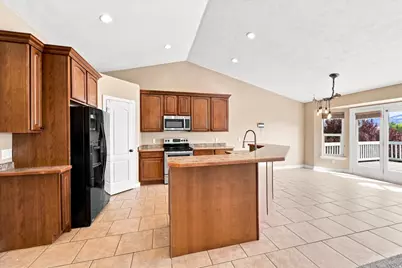 1396 S Lukas Ln, Saratoga Springs, UT 84045 - Photo 8