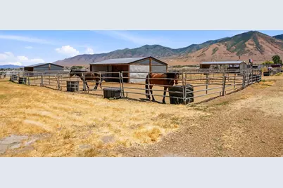 285 E Cimmarron Way N, Erda, UT 84074 - Photo 22