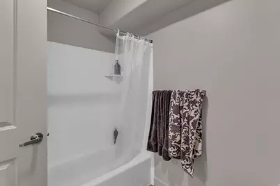 1140 W 950 N #E201, Orem, UT 84057 - Photo 24