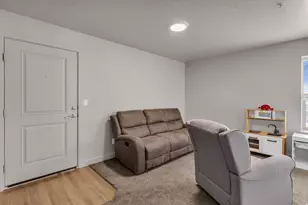 1140 W 950 N, Orem, UT 84057 - Photo 4