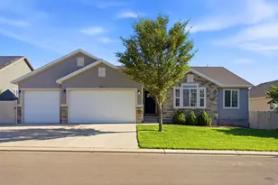 503 Firestone Dr, Santaquin, UT 84655 - Photo 2