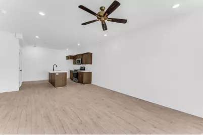 516 W 1875 N, Harrisville, UT 84404 - Photo 4