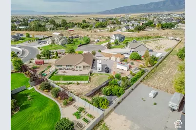 1879 E Tickville Cir, Eagle Mountain, UT 84005 - Photo 68