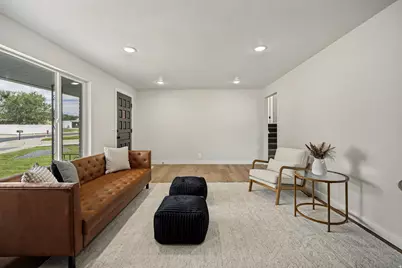 1926 N 440 W, Layton, UT 84041 - Photo 4