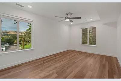 1032 E 400 S #410-B, Salt Lake City, UT 84102 - Photo 8