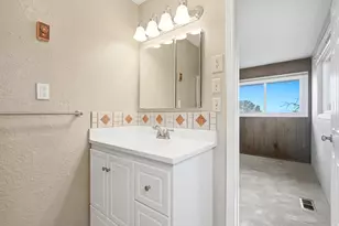 2795 W 1100 N, Vernal, UT 84078 - Photo 16
